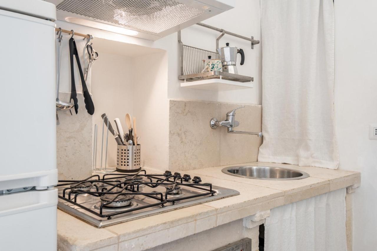 La Casa Nel Vico Pretty Apartment 奥斯图尼 外观 照片